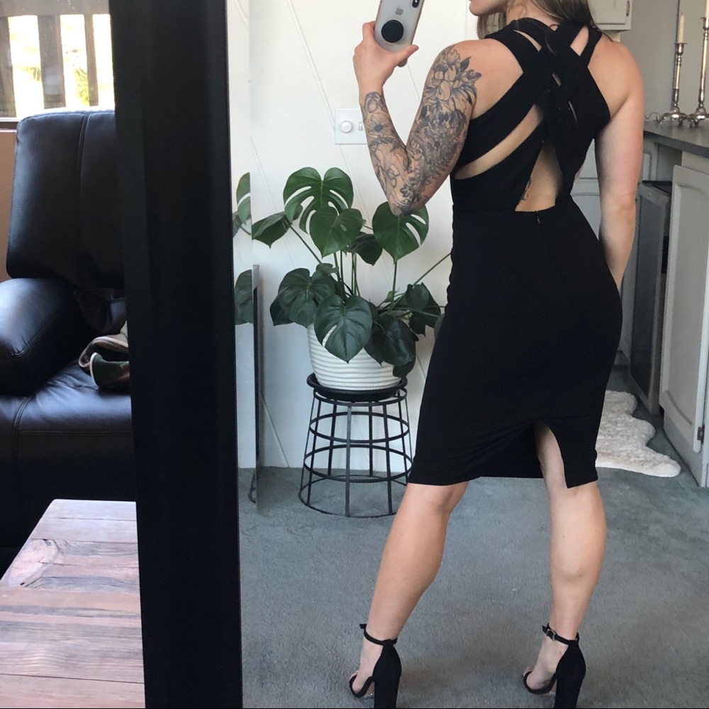 Lulu’s Black Strappy Bodycon Midi Dress
